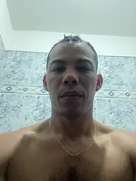 Snapshot of jony_Oconnor chatting on February 28, 1:56 pm jony Oconnor online show from February 28, 1:56 pm