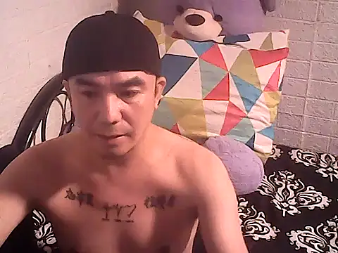 yourasiandesire69 online show from November 10, 9:52 am