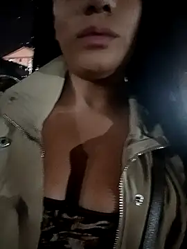 ScarlettParker online show from December 3, 11:47 pm