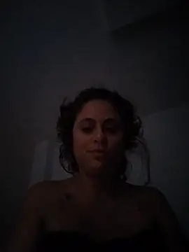 Snapshot of Caroline_Jons chatting on November 20, 3:01 pm Caroline Jons online show from November 20, 3:01 pm