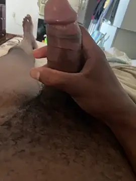 Snapshot of pequenohomem chatting on December 22, 7:33 pm pequenohomem online show from December 22, 7:33 pm