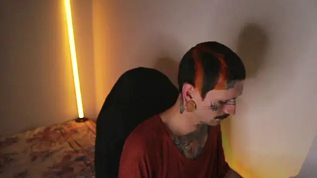 TokyoHatsumoto online show from March 20, 12:26 am