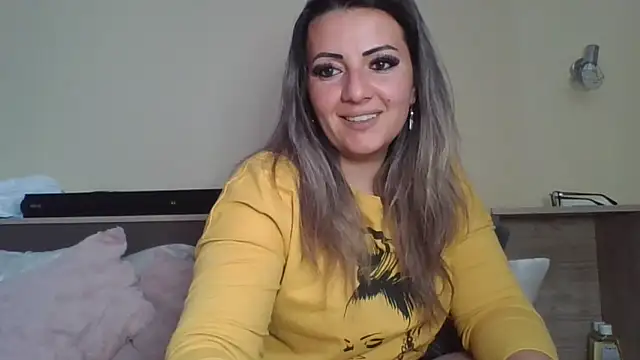 Gabrielaalialiali online show from May 3, 8:31 am