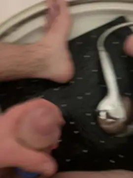 Snapshot of grossebite12335 chatting on January 11, 8:58 pm grossebite12335 online show from January 11, 8:58 pm