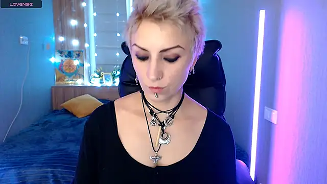 Sweet-n-Strong online show from December 2, 8:19 am