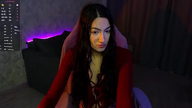 Mulan Lo online show from March 28, 7:02 pm