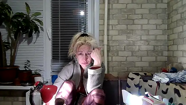 Snapshot of LilaniLoverx chatting on May 11, 7:33 pm LilaniLoverx online show from May 11, 7:33 pm