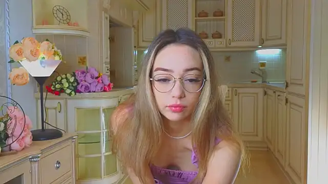 DeiraCharson online show from November 8, 3:18 am