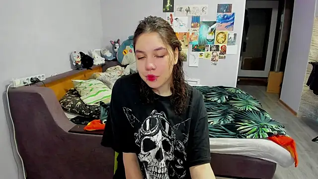 Snapshot of AgathaNott chatting on October 25, 12:45 pm AgathaNott online show from October 25, 12:45 pm