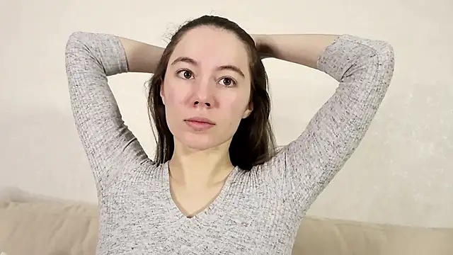 Petalwren online show from December 16, 11:26 am