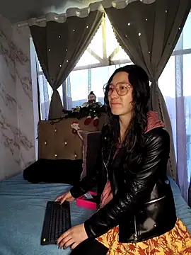 eva delight  online show from December 15, 11:14 am