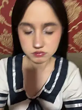 Missa Milkins online show from April 4, 1:19 pm