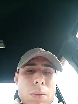 Snapshot of robinhd1234 chatting on December 5, 1:42 pm robinhd1234 online show from December 5, 1:42 pm