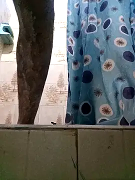 Snapshot of robinhd1234 chatting on December 17, 1:06 pm robinhd1234 online show from December 17, 1:06 pm