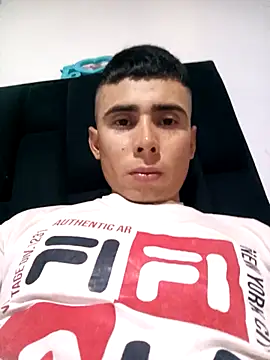 Snapshot of robinhd1234 chatting on March 1, 2:52 pm robinhd1234 online show from March 1, 2:52 pm