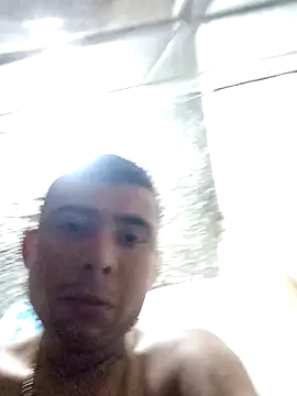 Snapshot of robinhd1234 chatting on March 21, 1:05 pm robinhd1234 online show from March 21, 1:05 pm