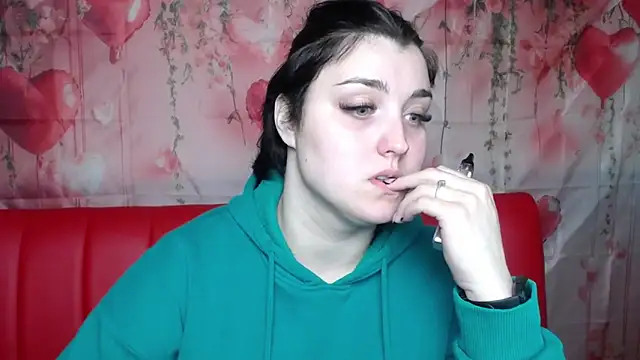 ScarletCargo online show from February 19, 12:01 pm