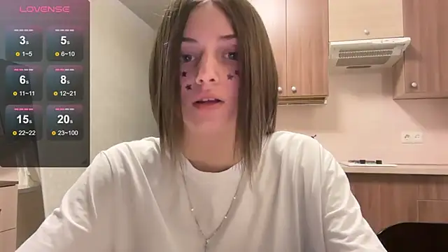 Snapshot of AidaGloshen chatting on January 16, 3:49 pm AidaGloshen online show from January 16, 3:49 pm