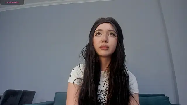 Snapshot of sweetmikasa chatting on November 28, 6:10 pm sweetmikasa online show from November 28, 6:10 pm