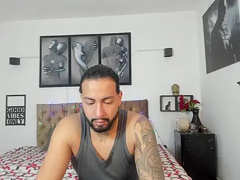 christopher palmerjs online show from December 3, 6:39 pm