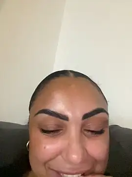 CaramelCarmenxox online show from October 31, 11:28 pm