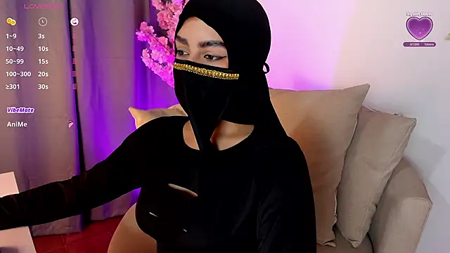 Snapshot of shaima__ chatting on November 22, 7:57 pm shaima online show from November 22, 7:57 pm