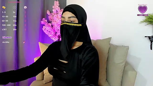 Snapshot of shaima__ chatting on November 24, 8:08 pm shaima online show from November 24, 8:08 pm