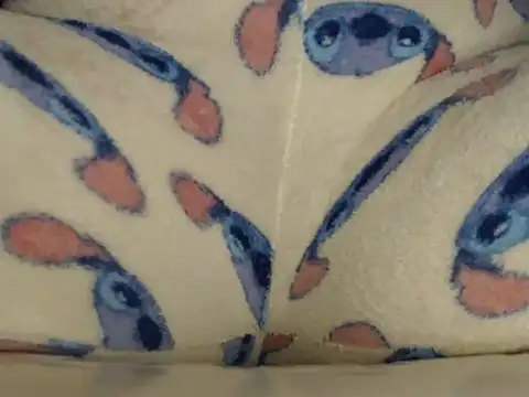 Litzy extremedarks online show from April 24, 5:37 pm