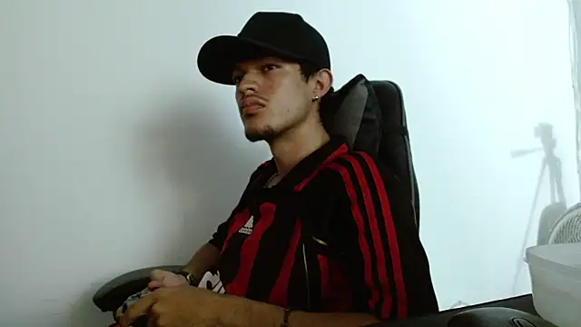 BrayanOconer08 online show from November 14, 12:09 am