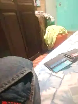 crazyyela online show from October 25, 3:47 am