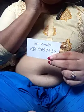 Snapshot of Naughty_Mow chatting on October 26, 5:02 am Naughty Mow online show from October 26, 5:02 am