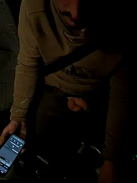 davi73d online show from November 4, 5:01 pm