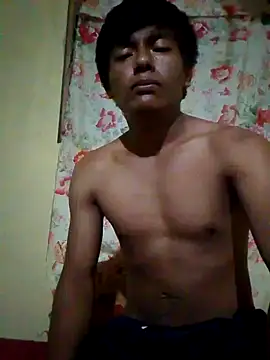 GuzzMiranda18 online show from November 13, 10:47 am