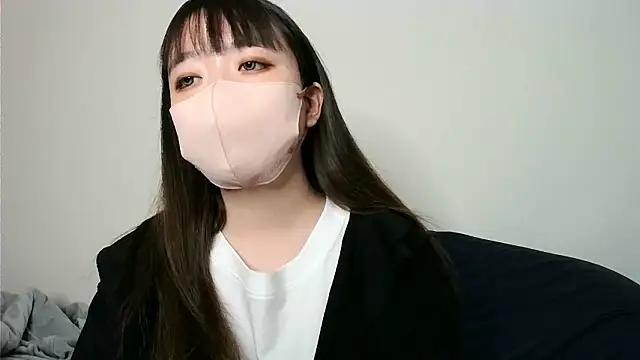 yua chan00 online show from November 13, 11:20 am