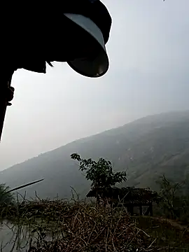 Noelle-e online show from April 6, 1:03 am