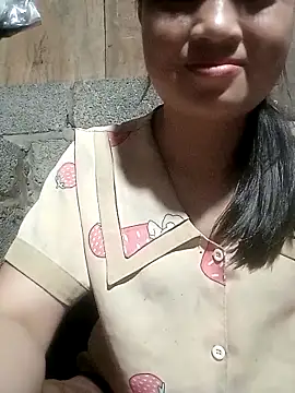 Noelle-e online show from April 12, 12:10 pm