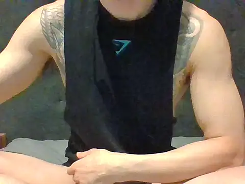 Snapshot of jaydenasiantattoo chatting on November 3, 1:23 pm jaydenasiantattoo online show from November 3, 1:23 pm