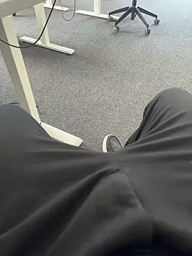 hasanka62 online show from April 29, 9:02 am