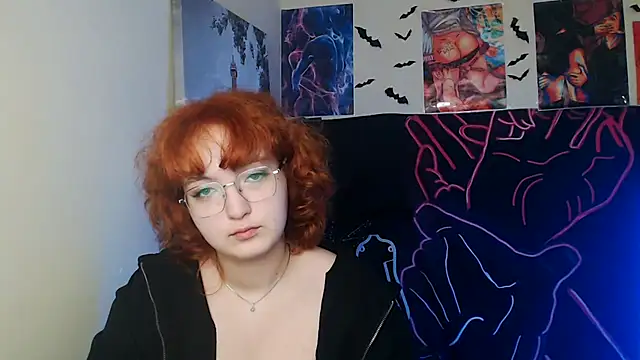 MissAriaa online show from December 14, 7:58 am