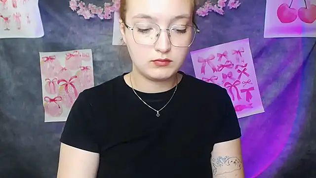 MissAriaa online show from June 18, 3:38 pm