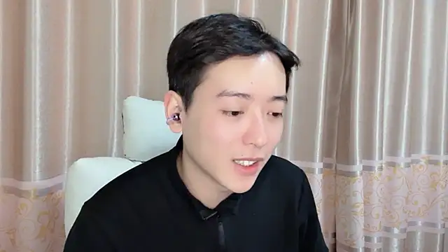 xiaoxiao1025 online show from November 30, 2:21 pm