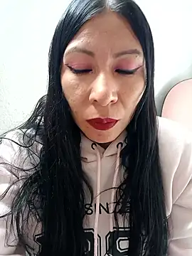 Esmeralda 546 online show from January 11, 2:00 pm