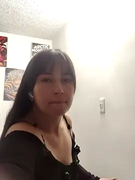 Snapshot of dulce_ross26 chatting on October 31, 3:51 am dulce ross26 online show from October 31, 3:51 am