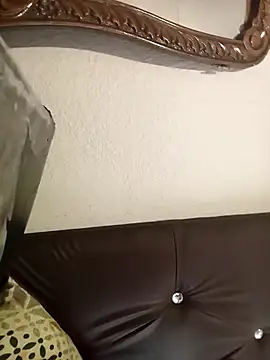 bubly34688 online show from November 4, 10:14 am