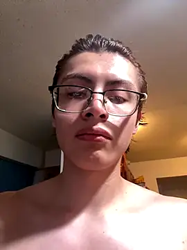 Snapshot of alexismar28 chatting on October 25, 7:30 pm alexismar28 online show from October 25, 7:30 pm