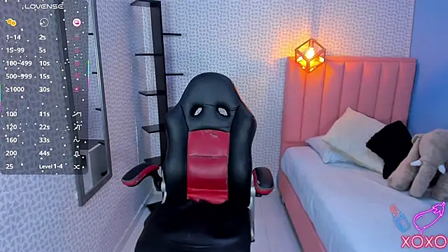 ZALLYWESTER online show from October 29, 7:48 pm