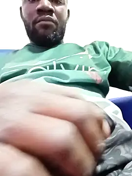 shoodly99 online show from December 3, 2:30 am