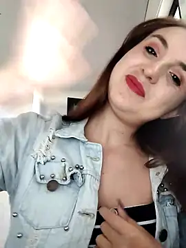 Snapshot of Alyah_1-2 chatting on December 5, 3:09 pm Alyah 1-2 online show from December 5, 3:09 pm