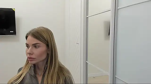 LinaBey online show from October 30, 3:13 pm