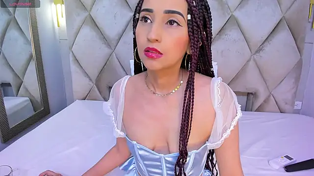 violett rabbit  online show from February 2, 8:18 pm